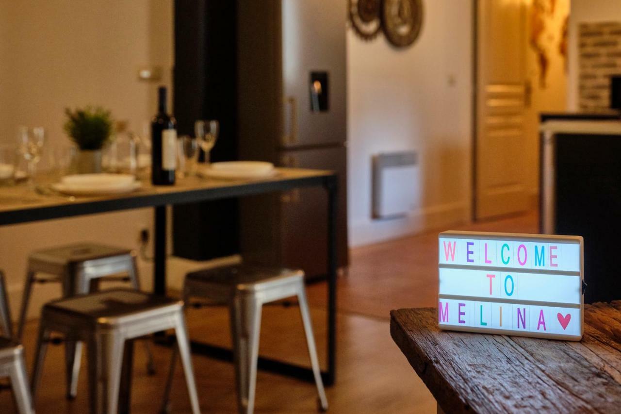 Melina - Appartement Dans Les Remparts De La Bastide Avec Parking Et Terrasse Carcassonne Eksteriør billede